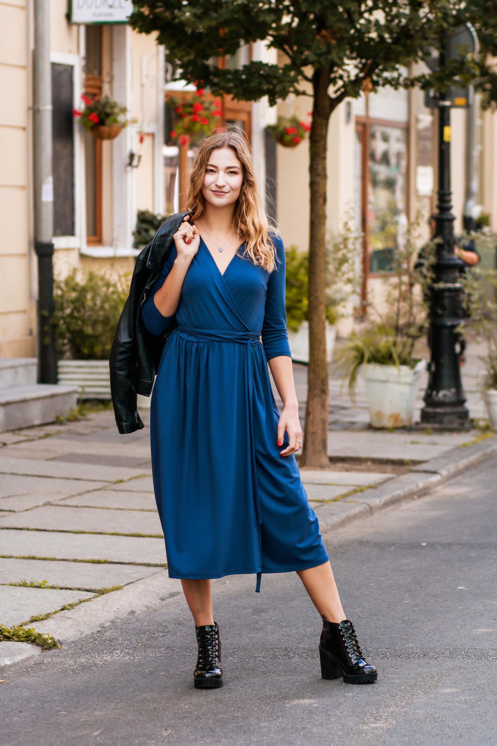 Alstromeria_classic_blue_1