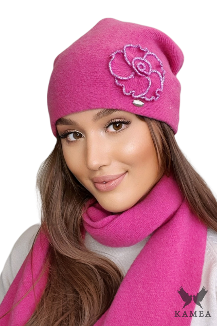 Kamea_Hat_K_22_039_20_Raspberry_1