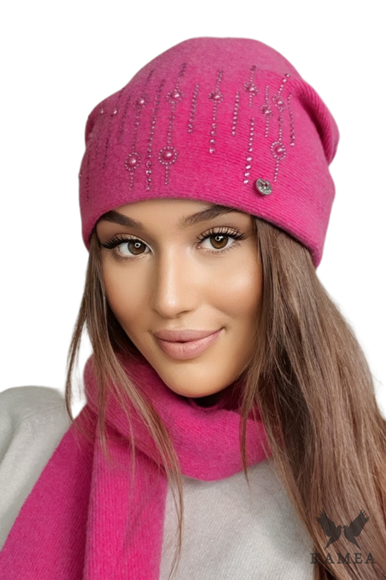 Kamea_Hat_K_22_046_20_Raspberry_1