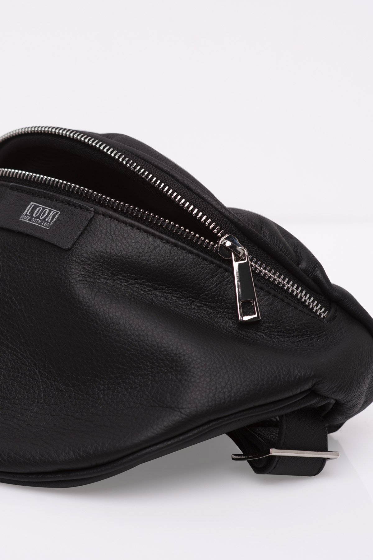 Look546_Kity_black