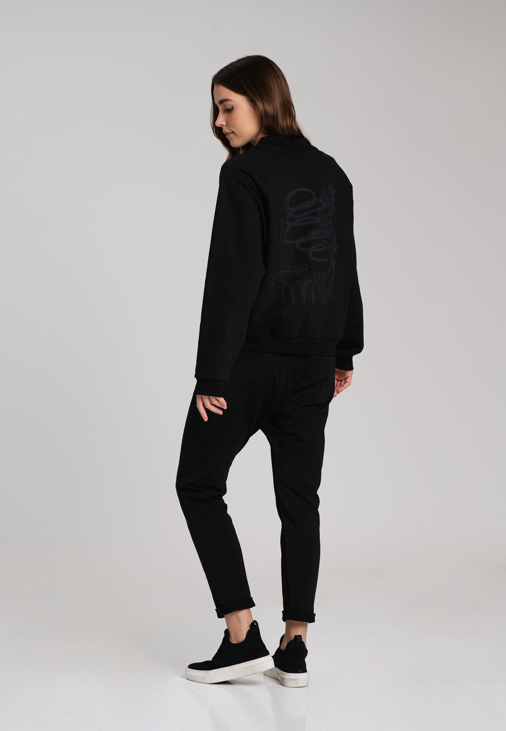 Look_1611_Sofia_black_4