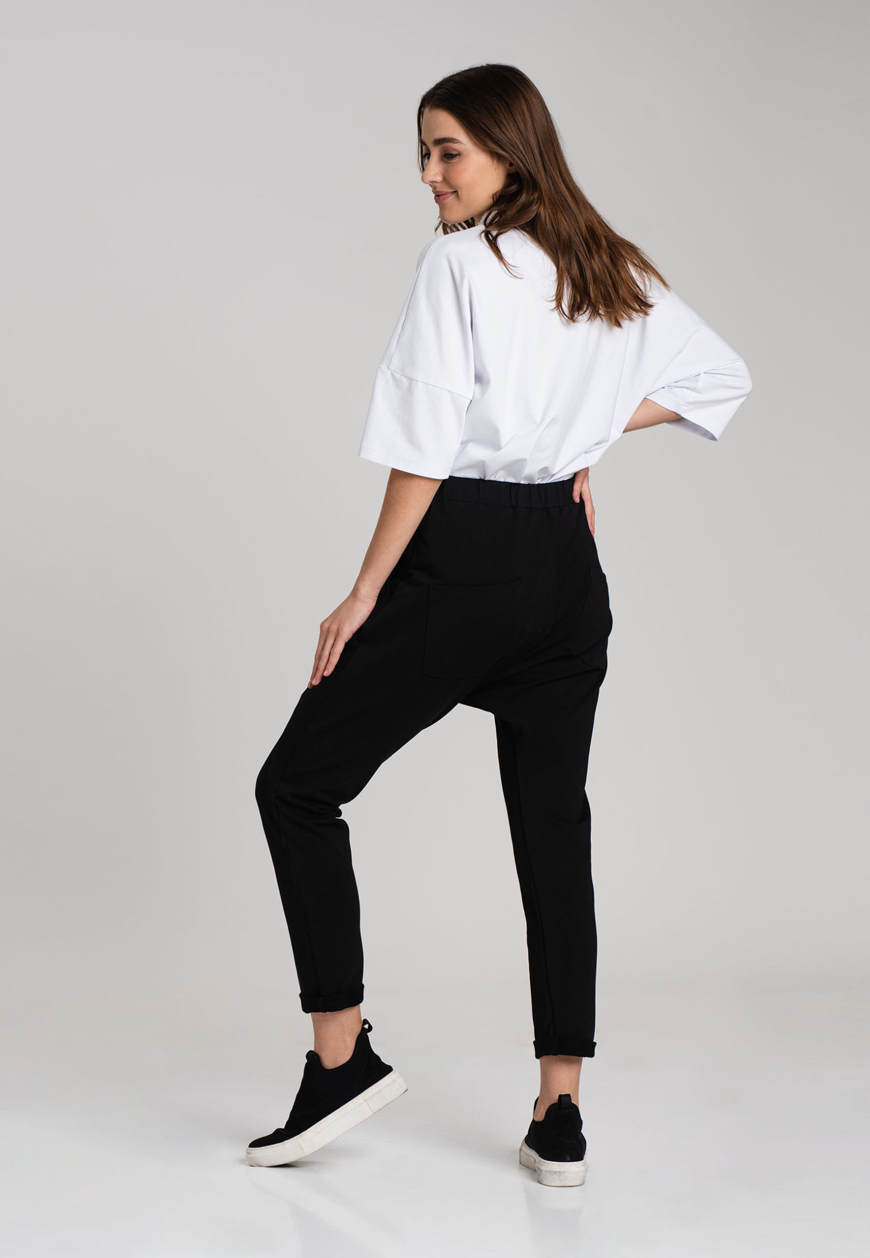 Look_211_Stella_black_4