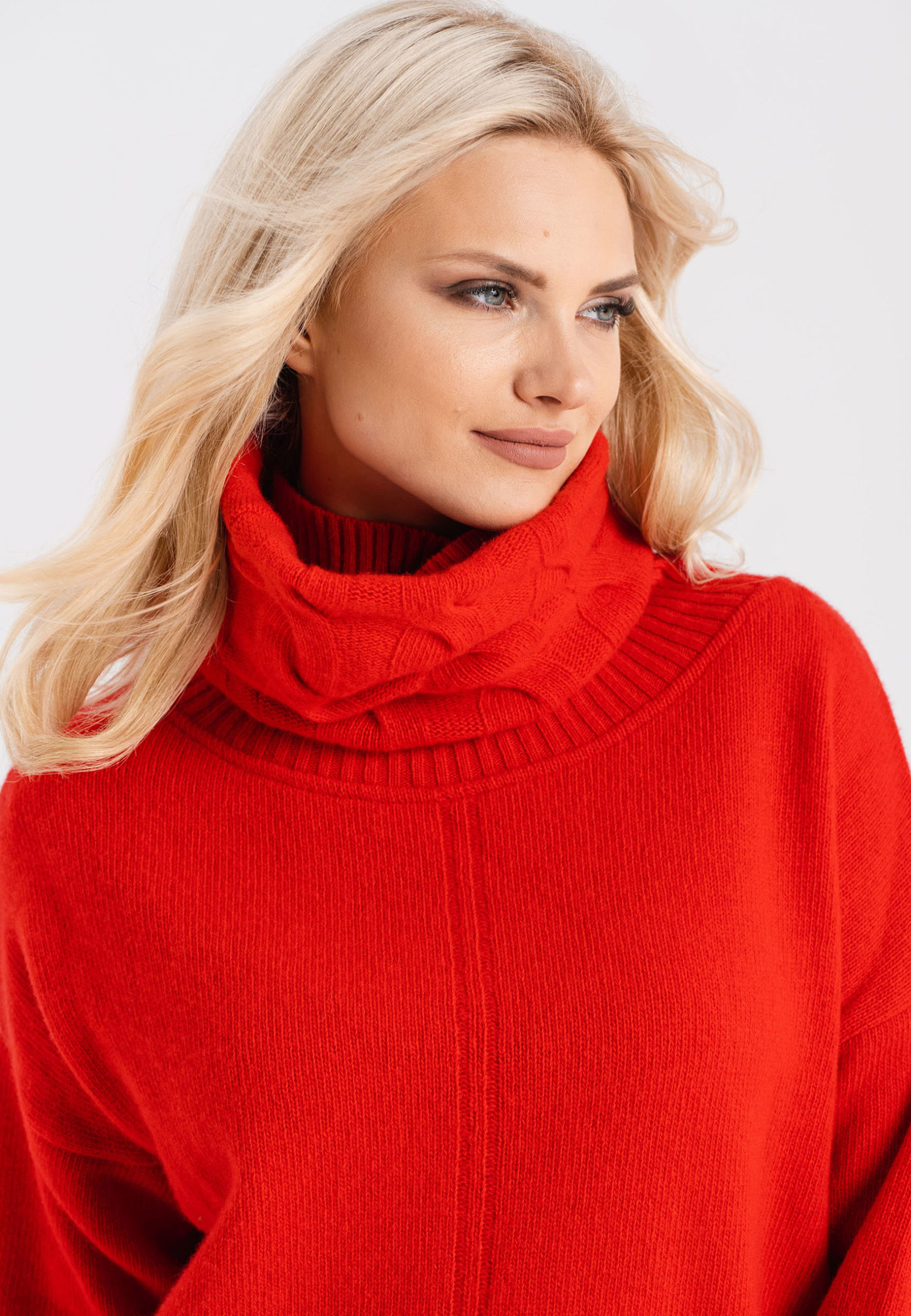 Look_243_Dorothy_red
