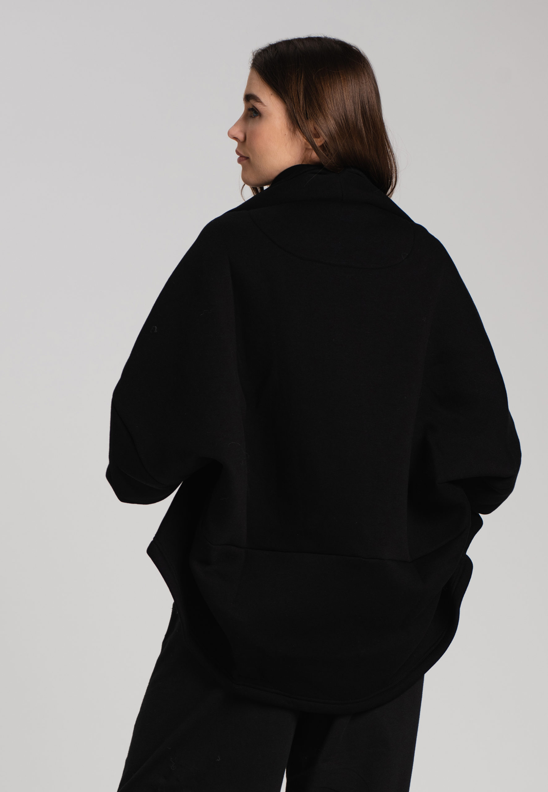 Look_718_Parma_black_4