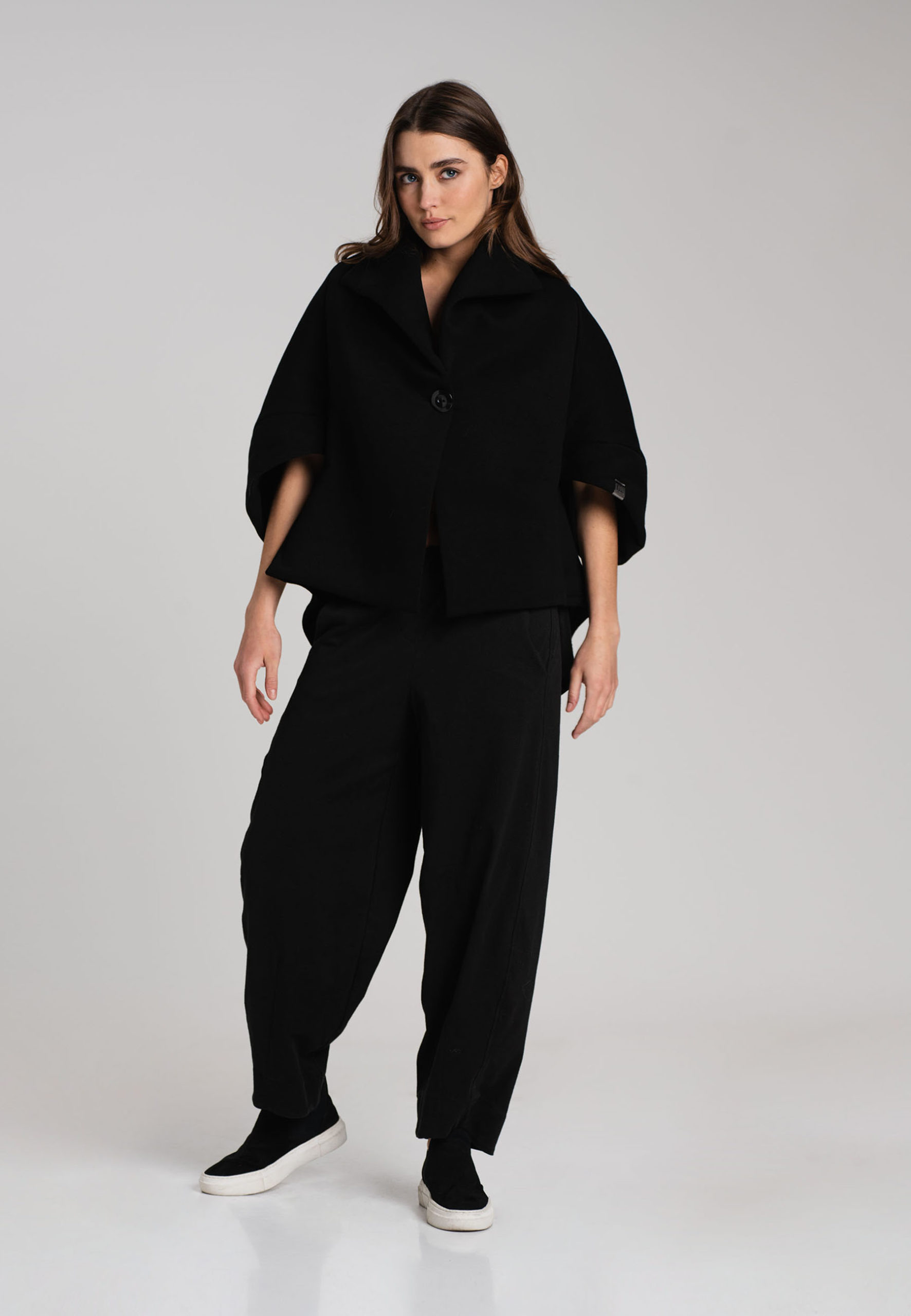 Look_718_Parma_black_5