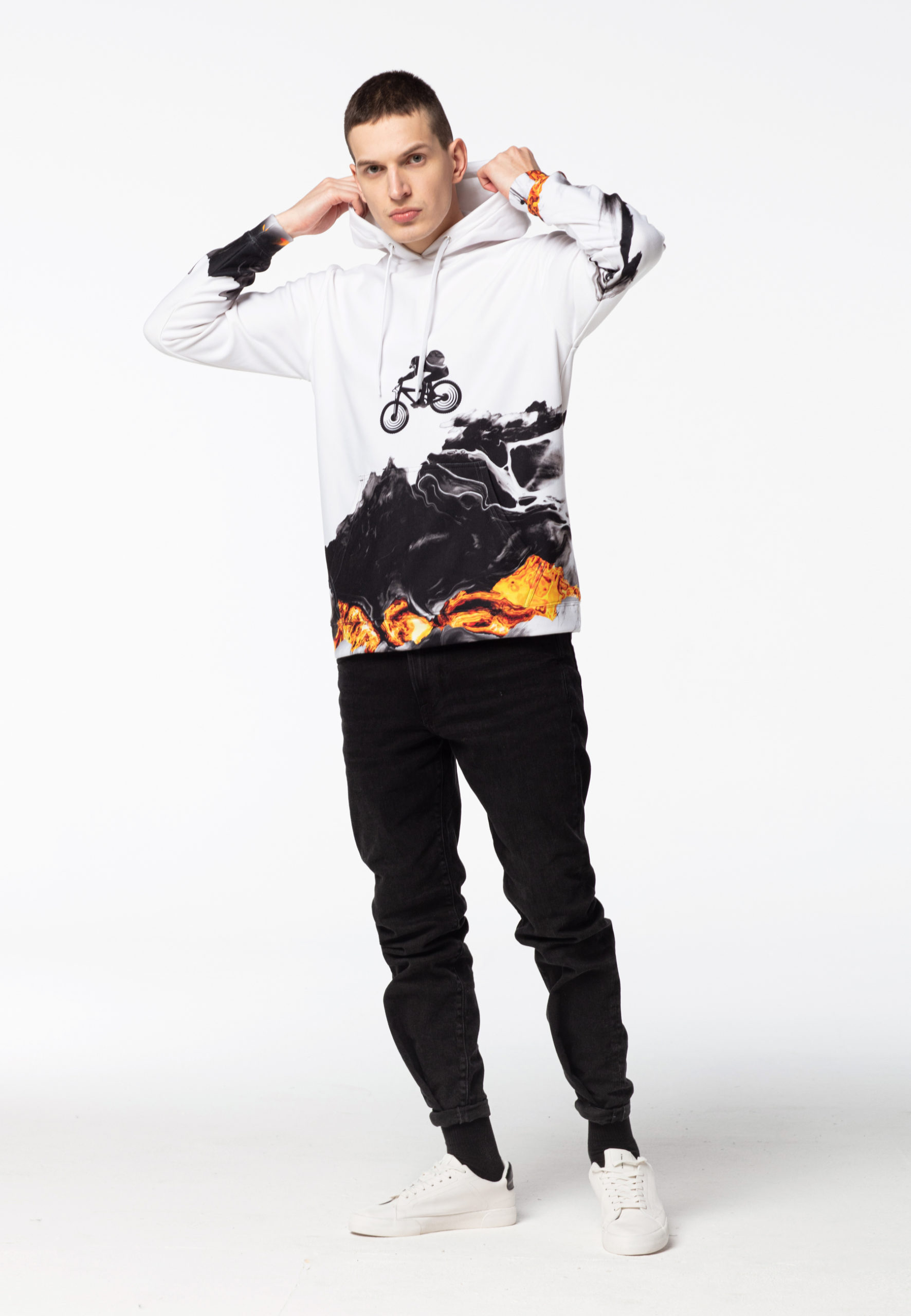 Mr_GUGU_Miss_GO_Hoodie_H_K_2218_White_2