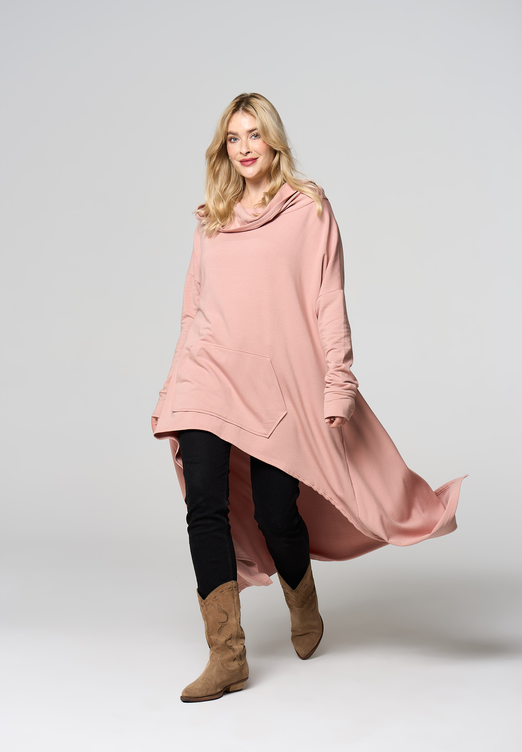 By_Your_Side_Tokyo_long_hooded_sweatshirt_onesize_light_pink