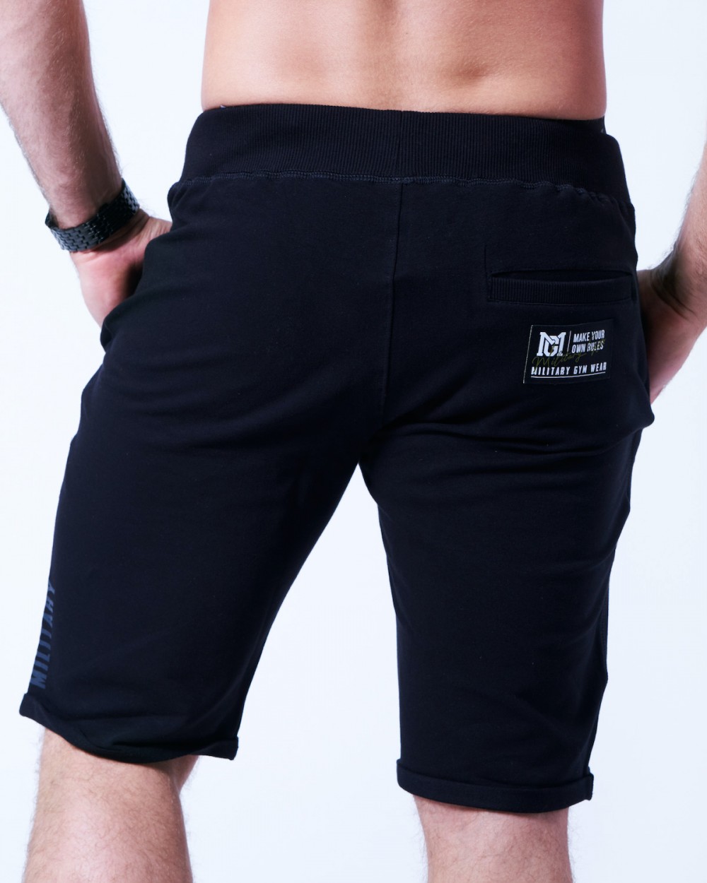 range_men_shorts_black_1