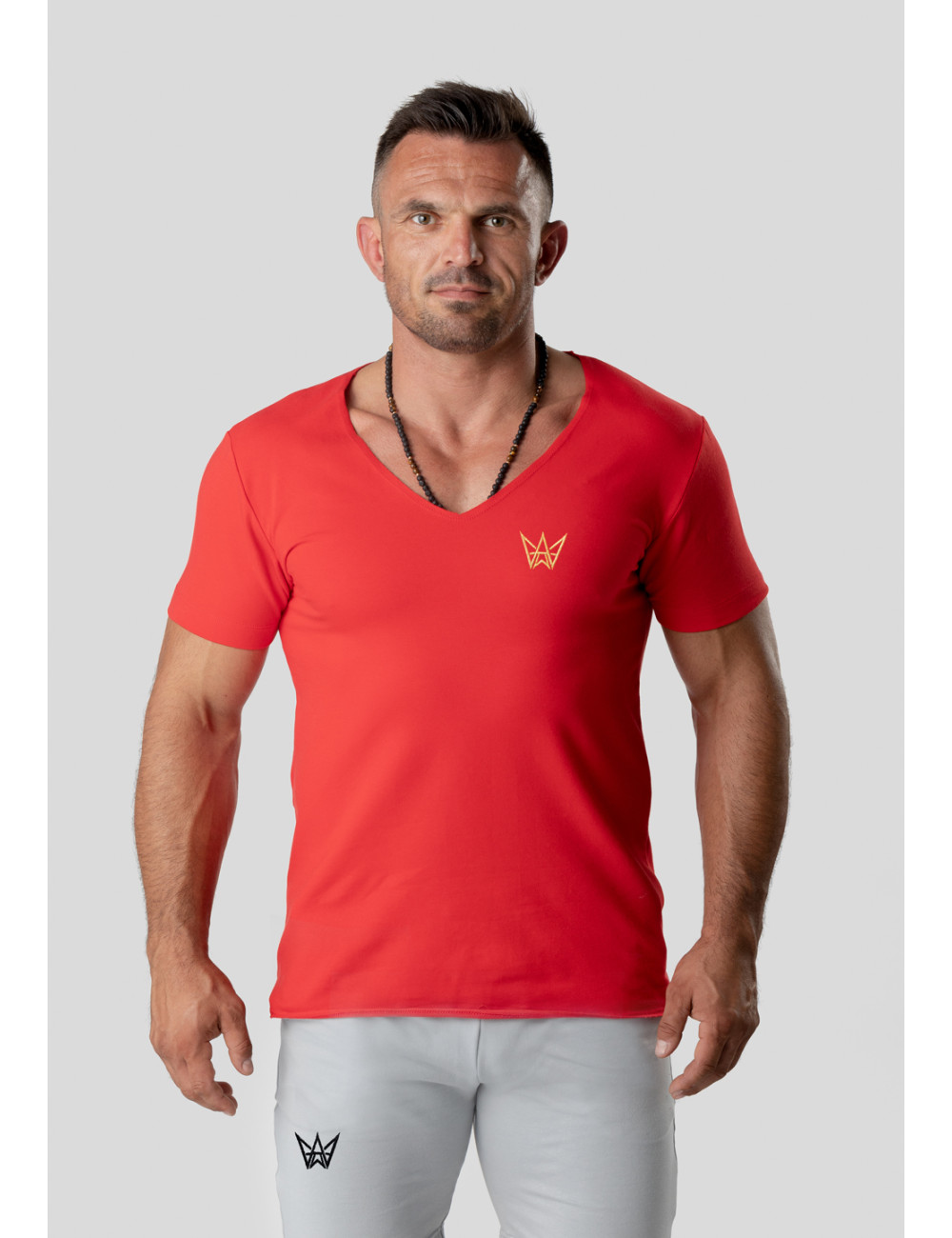 t_shirt_dekolt_czerwony_official_tres_amigos_crimson