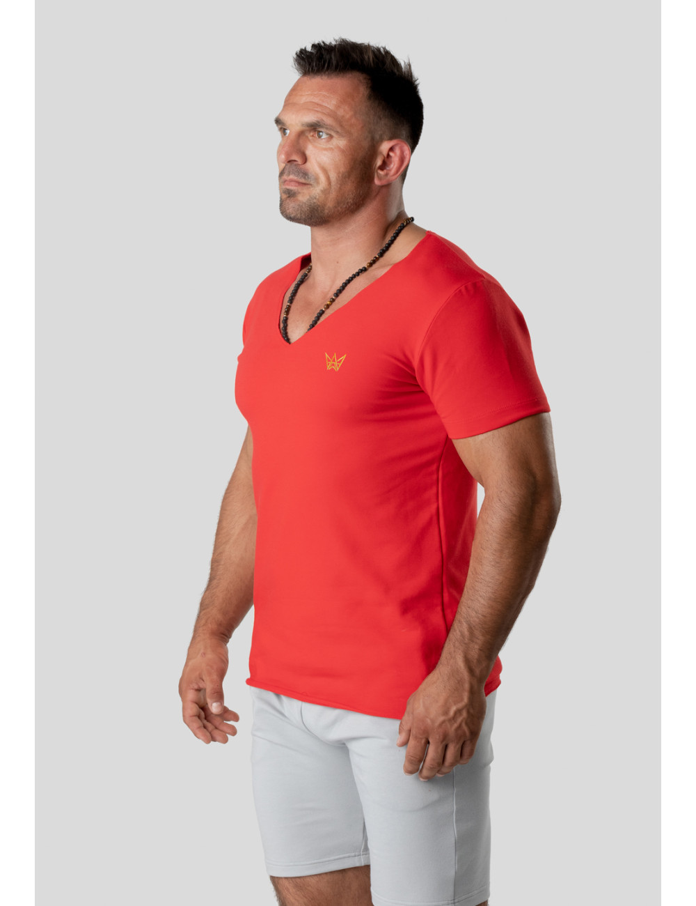 t_shirt_dekolt_czerwony_official_tres_amigos_crimson_1