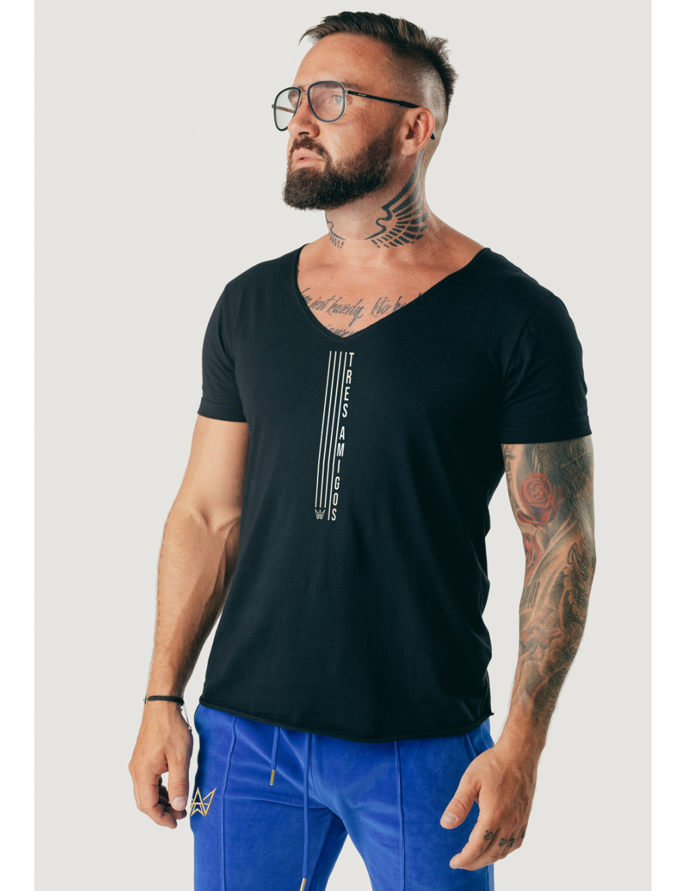 t_shirt_official_tres_amigos_black_stripe_mat