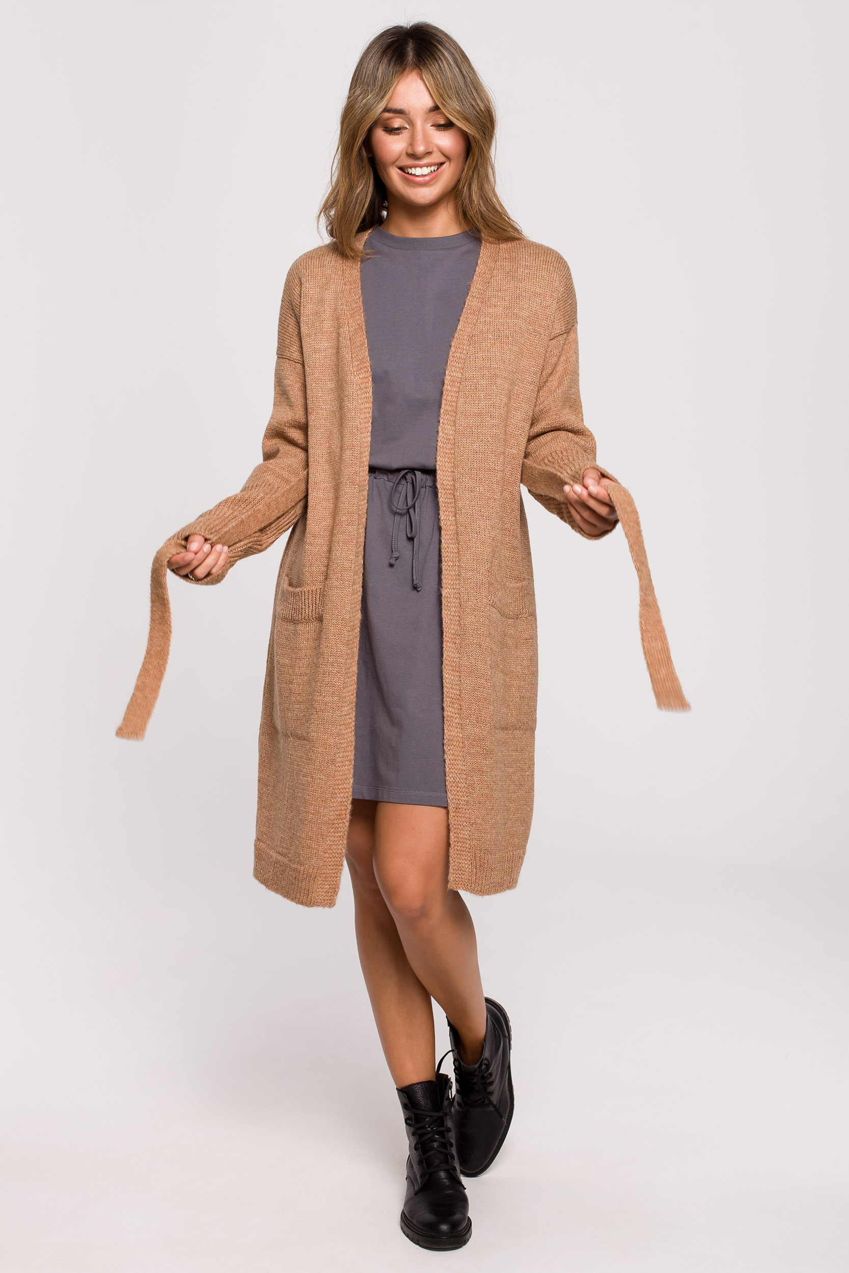 BK077_CAMEL_1