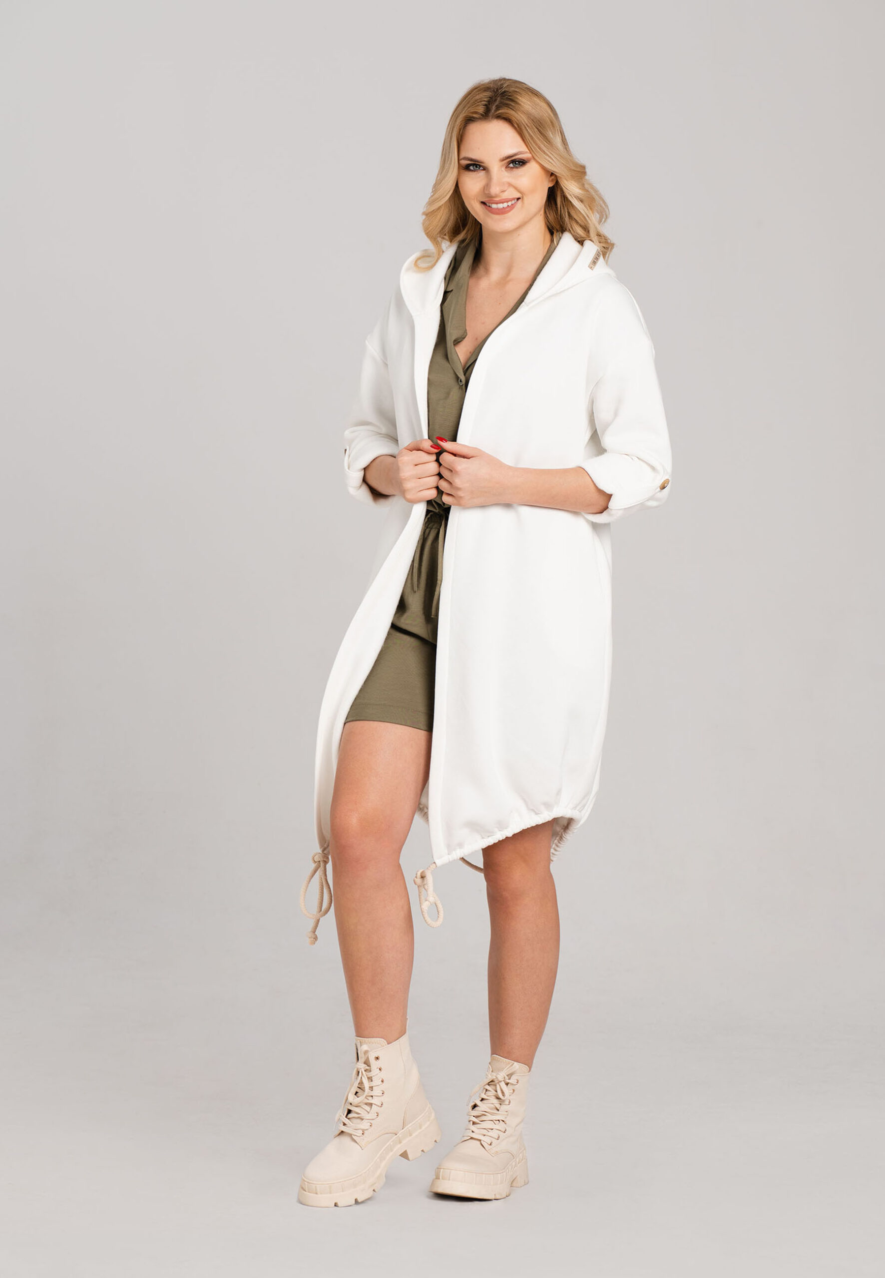 Look_600_Nel_1