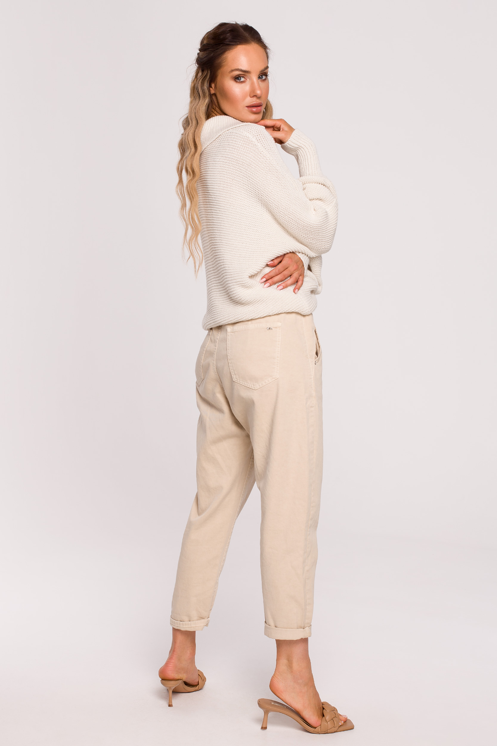 M687_IVORY_3